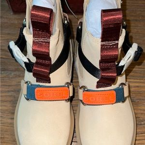 Sorel Chelsea Boots Size 6